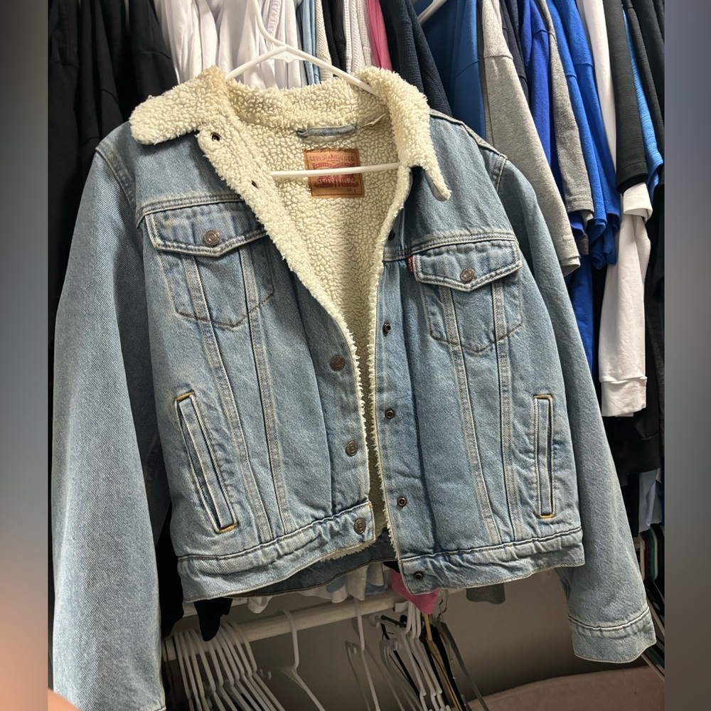Levi Sherpa Jean jacket new